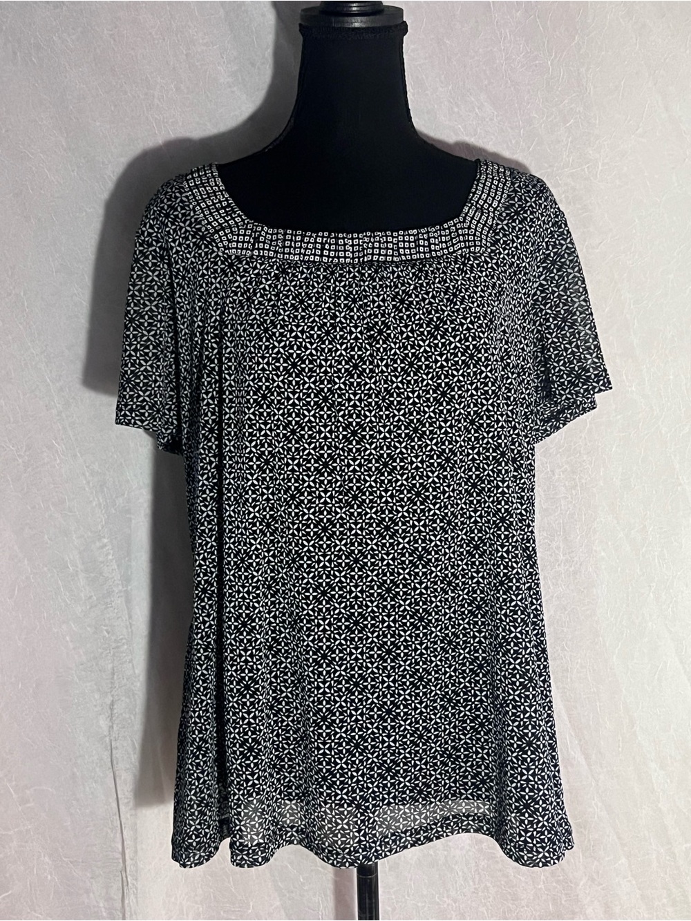 croft & barrow Black and White Short Sleeve Square-Neck Top